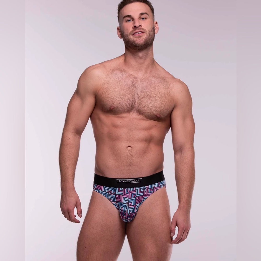 NWT BoxMenswear Feature Fit 3.0 Boxer Briefs Techno Boy Medium NWT